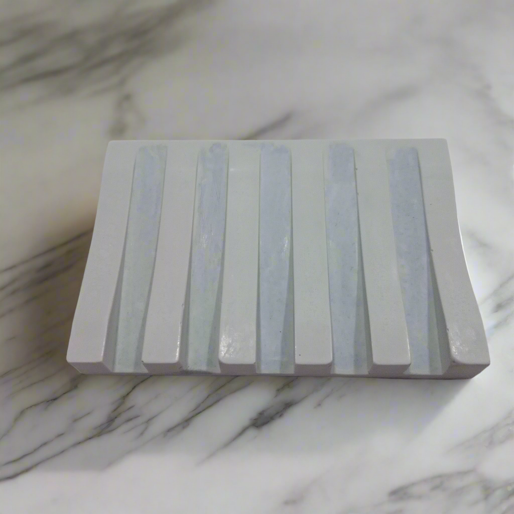 Saboneteira duas cores