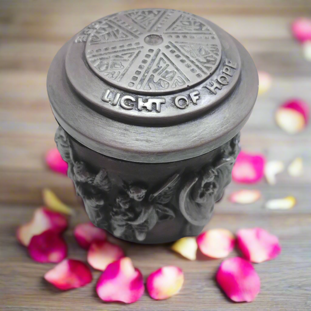 1.Pote com figura de  Anjos