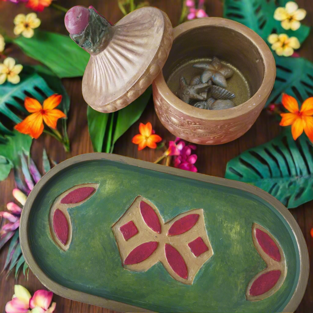 Artefatos Clássicos: Pote e Bandeja